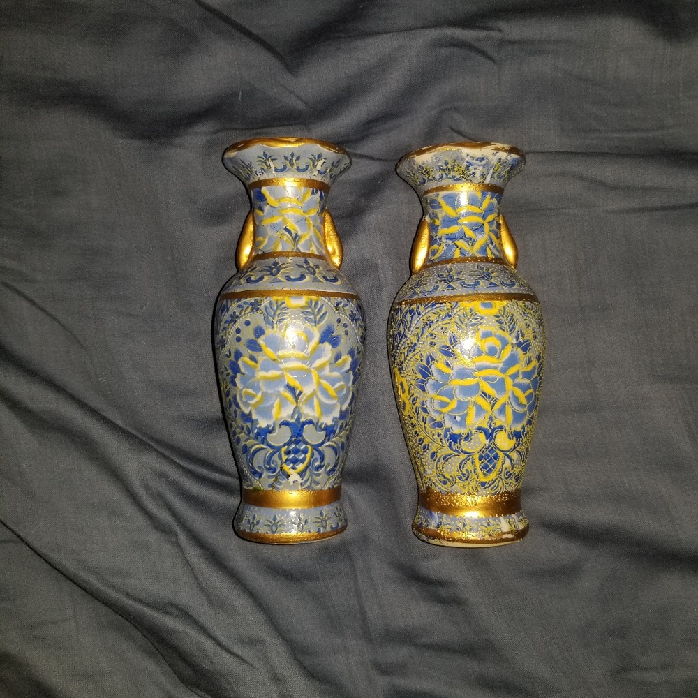 Vase - Picture 6 of 6
